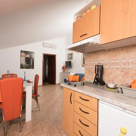 Zara Apartment