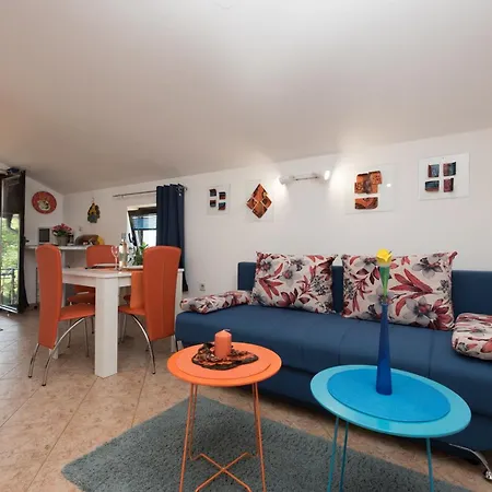 Zara Apartment *