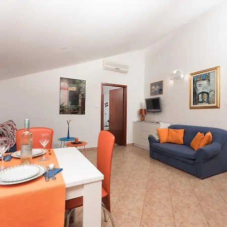 Apartment Zara *