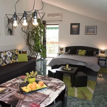 Zara Apartment Lovran